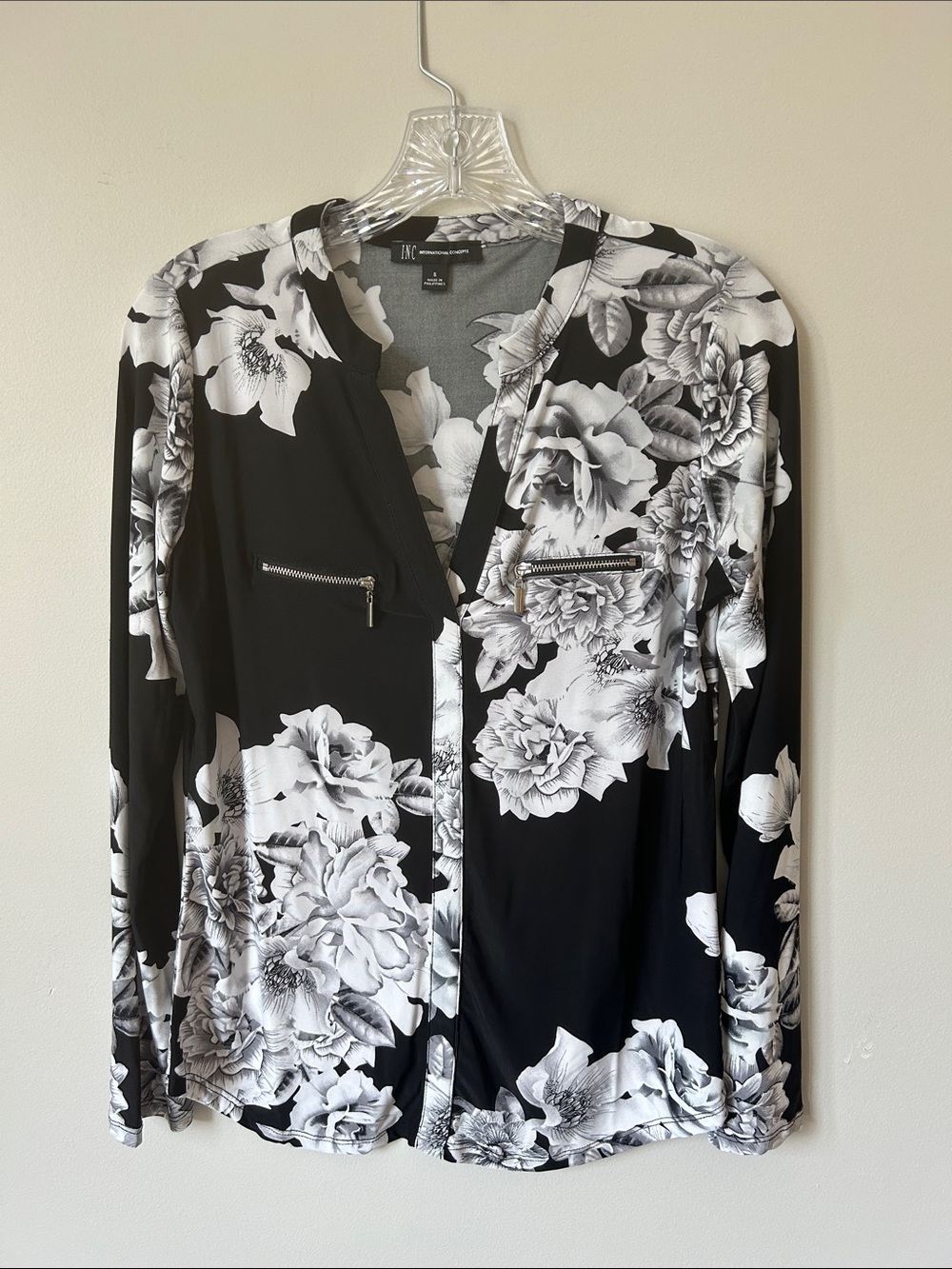 INC International Concepts Black & White Floral Zip-Pocket Button-Down Blouse